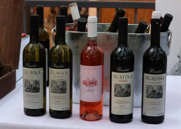 Eno – gastro performans BLAŽ Enology okupio trideset vinarija i više stotina posjetitelja