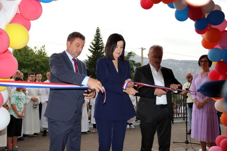 Svečano otvorena novoizgrađena škola u Vojnu kod Mostara