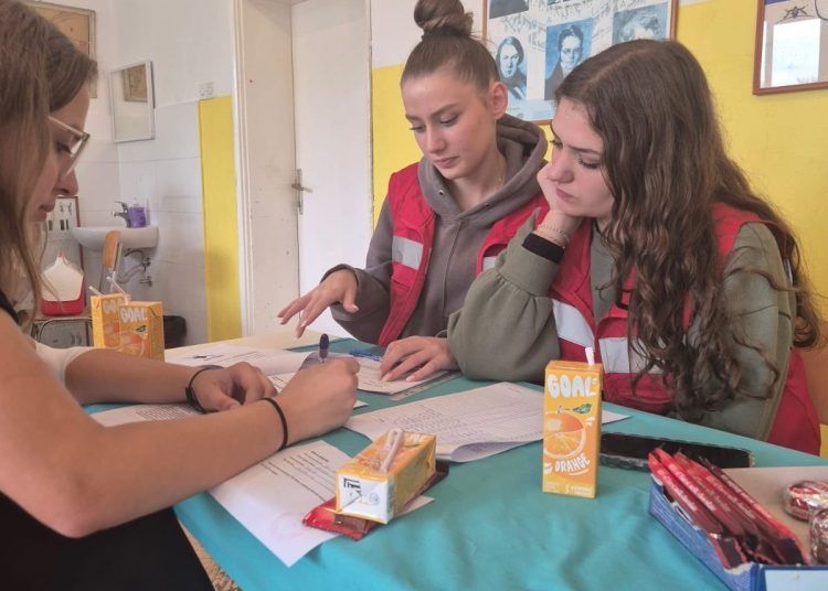 Dobrovoljno darivanje krvi učenika Srednje strukovne škole Široki Brijeg