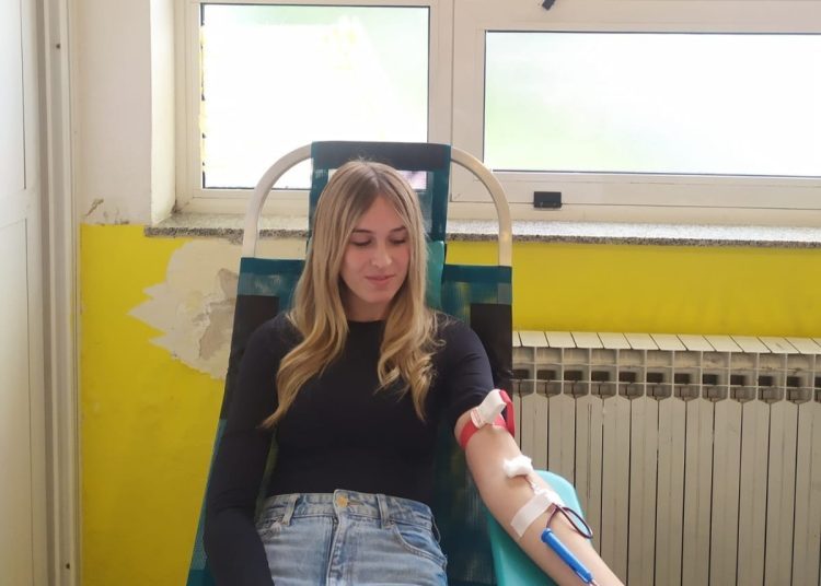 Dobrovoljno darivanje krvi učenika Srednje strukovne škole Široki Brijeg