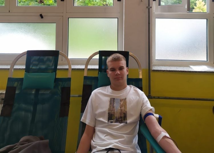 Dobrovoljno darivanje krvi učenika Srednje strukovne škole Široki Brijeg