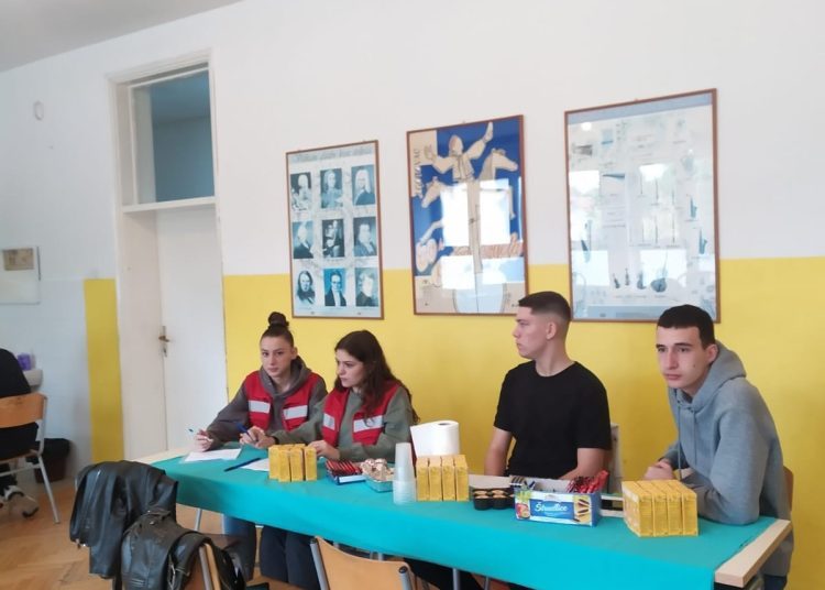 Dobrovoljno darivanje krvi učenika Srednje strukovne škole Široki Brijeg