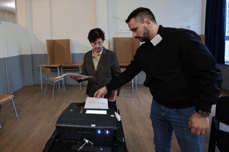 Izbori u četiri poplavljene općine: Glasovat će i neevakuirani, evo kako