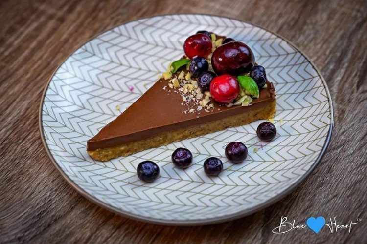 Čokoladni tart bez brašna: Ukusno, zdravo i brzo gotovo