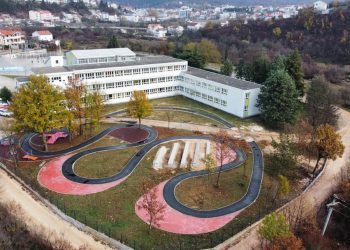 Grad Široki Brijeg pomogao 529 obitelji pri kupovini školskog pribora