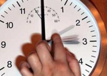 Noćas nemojte zaboraviti pomaknuti sat, a znate li da to utječe i na vaše zdravlje?