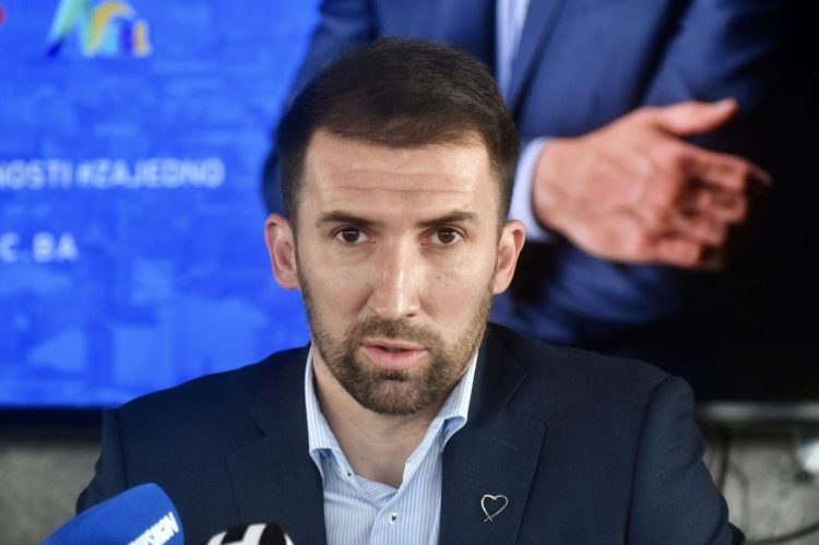 Delić: Na birou je 260.000, a posao aktivno traži samo 70.000 osoba