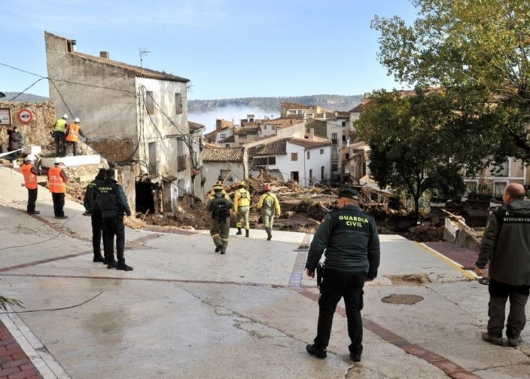 72 osobe mrtve u poplavama u Španjolskoj. Upozorenje u Barceloni: Ne približavajte se obali