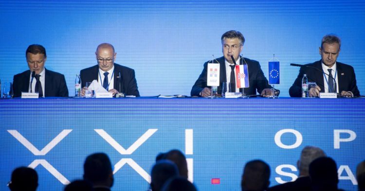 Izabrani članovi Predsjedništva i Nacionalnog odbora HDZ-a