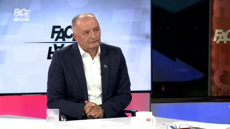 Helez: Klix je na Vučićevom platnom spisku, to nije tajna