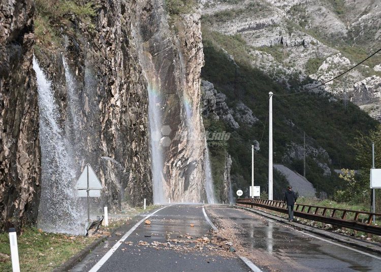 Apokaliptične scene s područja pogođenog klizištima (FOTO)