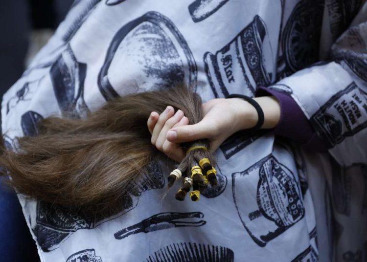 Akcija ‘Moja kosa, tvoja kosa’ – Za djecu oboljelu od raka, svoju kosu doniralo je 145 dječaka i djevojčica