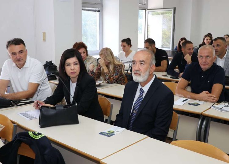 Razmjena znanja BiH i Hrvatske u procjeni šteta nakon poplava u HNŽ-u