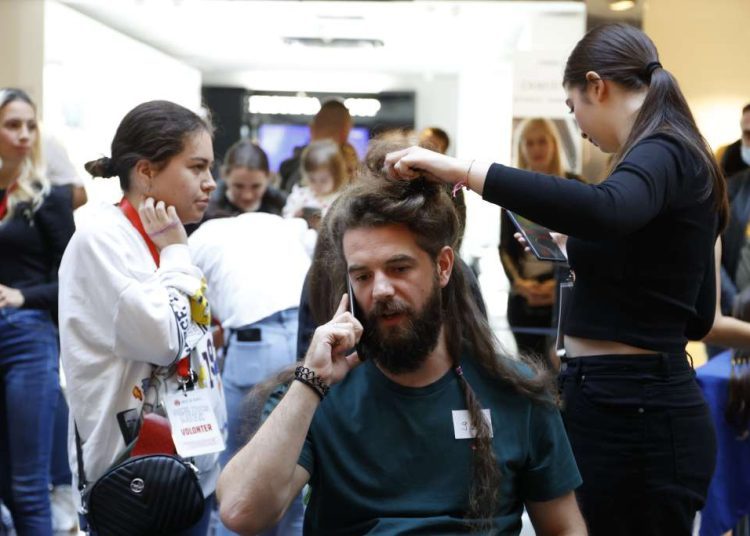 Akcija ‘Moja kosa, tvoja kosa’ – Za djecu oboljelu od raka, svoju kosu doniralo je 145 dječaka i djevojčica