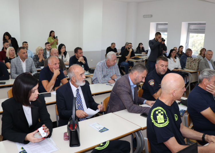 Razmjena znanja BiH i Hrvatske u procjeni šteta nakon poplava u HNŽ-u