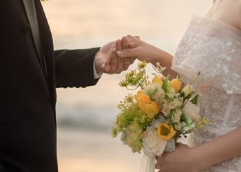 Još jedna zanimljiva anketa: Koliki je minimalni iznos koji ste dali za “jabuku” na svadbi u ovoj godini?