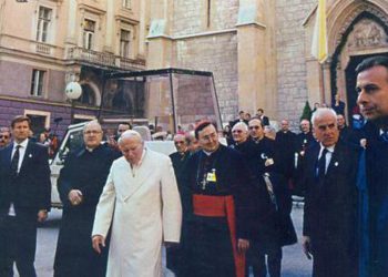 ‘Ratni kardinal’ Vinko Puljić prvu crtu Vatikana prema Istoku obranio ‘maslinovom grančicom’