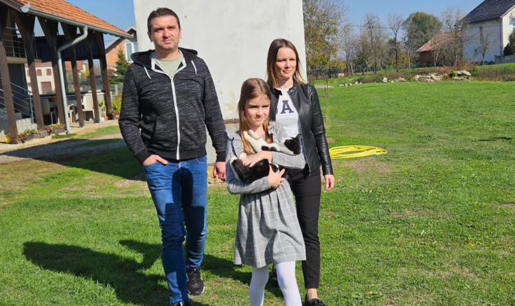 Nakon 11 godina u Njemačkoj Pavo Mijić se s obitelji vratio u rodne Grebnice