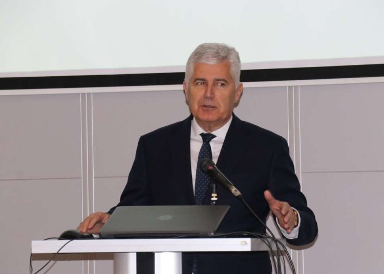 75 godina transfuzijske medicine u Mostaru, počeo dvodnevni međunarodni simpozij