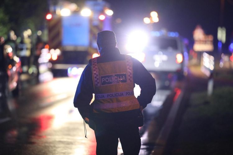 Horor kod Metkovića: Policajac udarao aute, u zadnjem na koji je naletio poginuli vozač i suvozač