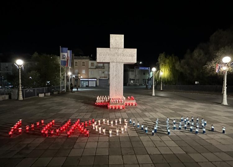 U Širokom Brijegu održana “Večer sjećanja” za Vukovar, Škabrnju i sva hrvatska stratišta