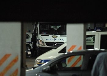 Krimovci upali u graničnu postaju Vrgorac. Uhićeni četvero policajaca i specijalac