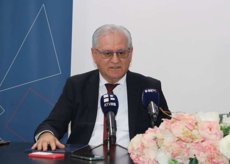 75 godina transfuzijske medicine u Mostaru, počeo dvodnevni međunarodni simpozij