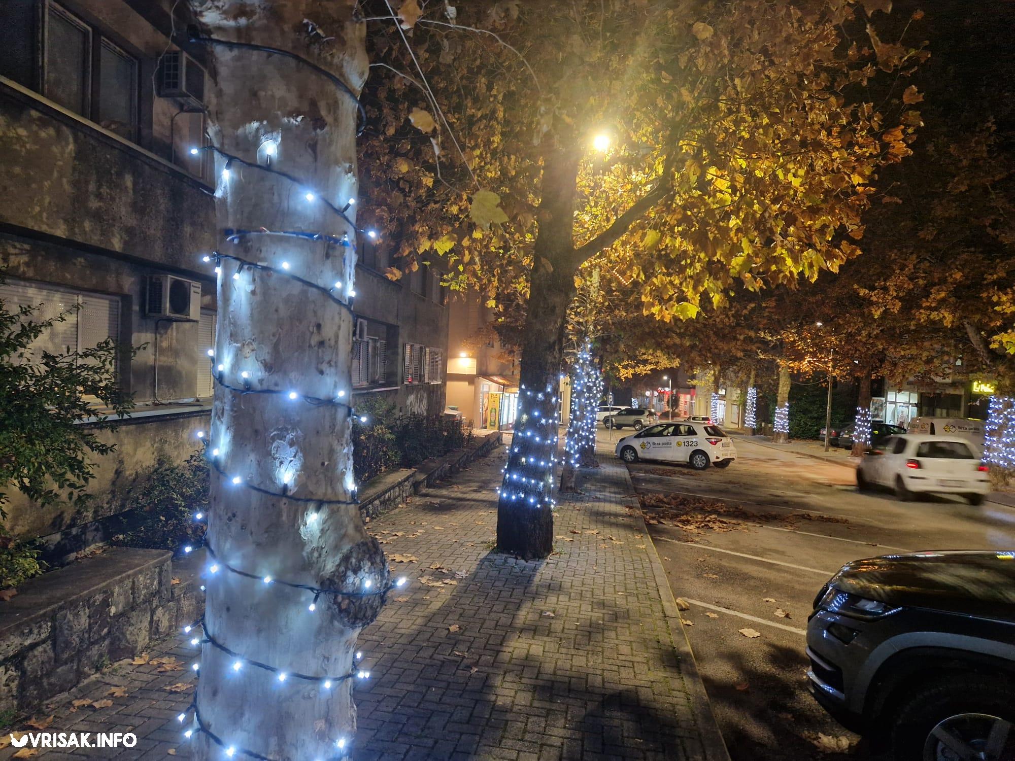 Pogledajte kako je Široki Brijeg ukrašen pred nadolazeći Advent i Božić