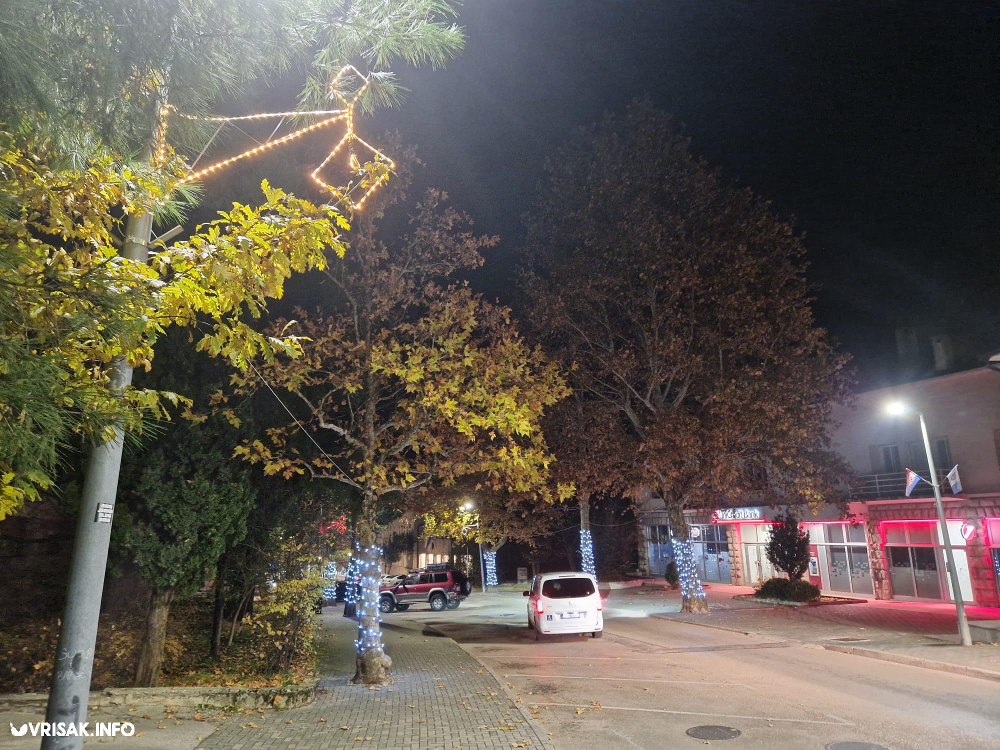 Pogledajte kako je Široki Brijeg ukrašen pred nadolazeći Advent i Božić