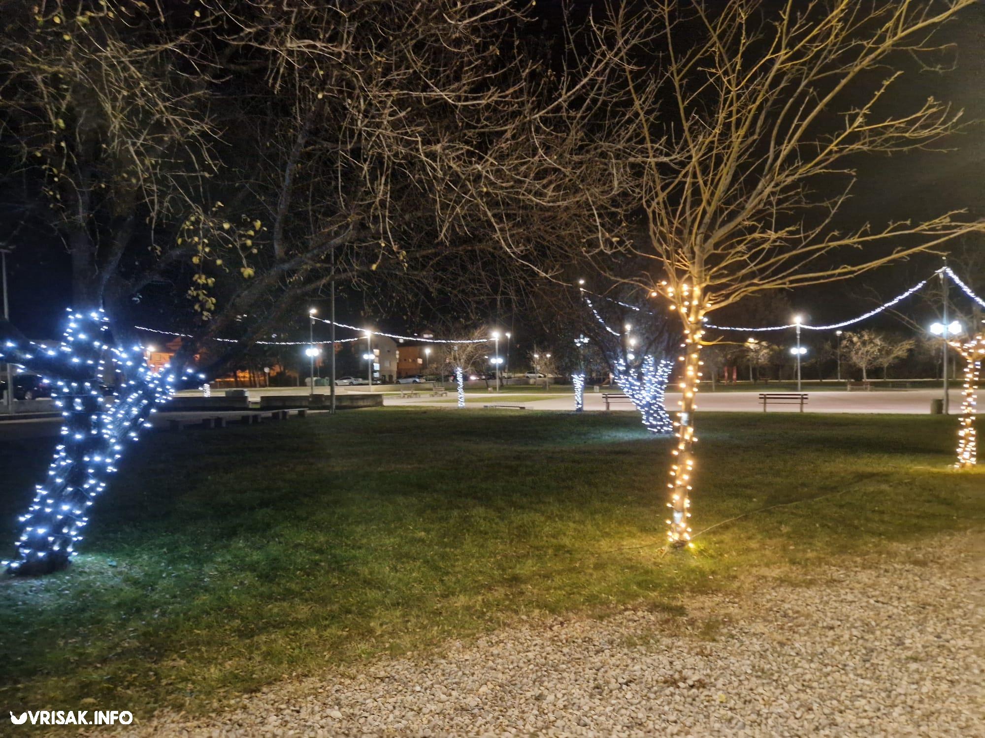 Pogledajte kako je Široki Brijeg ukrašen pred nadolazeći Advent i Božić