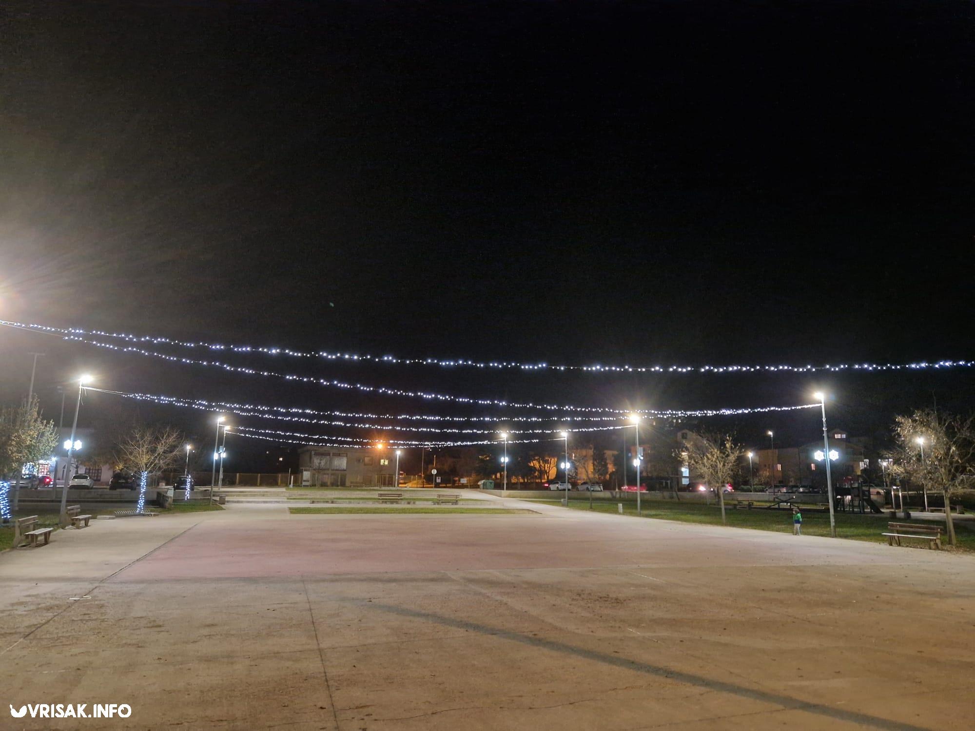 Pogledajte kako je Široki Brijeg ukrašen pred nadolazeći Advent i Božić