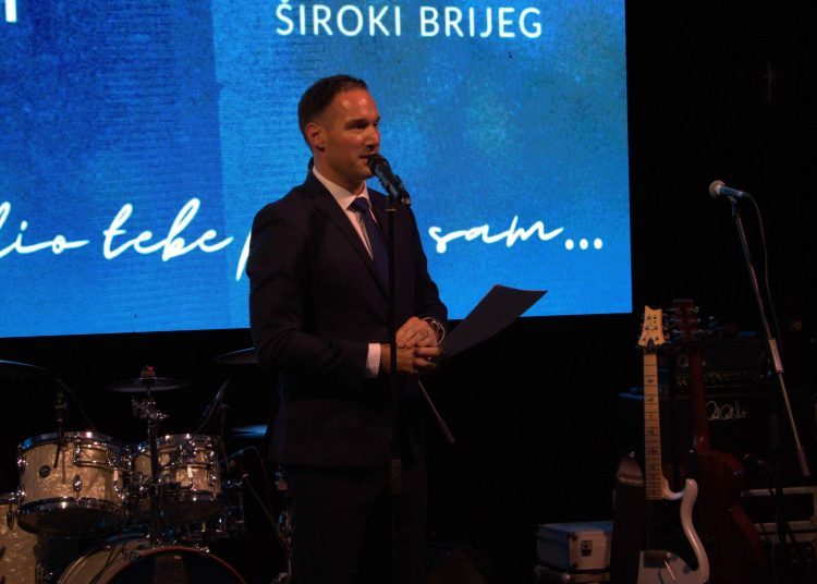 FOTO:Najveća Širokobriješka večer u posljednih 28 godina – više od 1000 gostiju!
