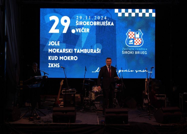 FOTO:Najveća Širokobriješka večer u posljednih 28 godina – više od 1000 gostiju!