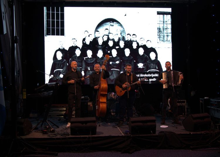 FOTO:Najveća Širokobriješka večer u posljednih 28 godina – više od 1000 gostiju!