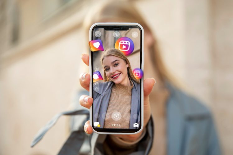 Instagram uvodi dijeljenje trenutne lokacije, nove pakete naljepnica i nadimke