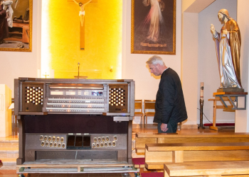 Župna crkva u Izbičnu obogaćena električnim orguljama iz samostana na Širokom Brijegu