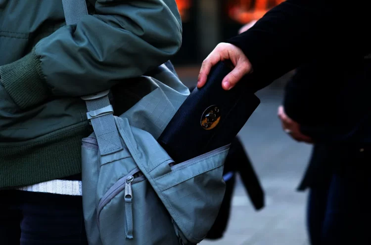 Žene iz BiH džeparile u Rimu: Plijen skrivale kod trudnice