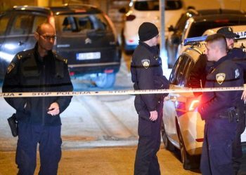 U Zagrebu propucano auto bh. registracija, scene kao iz filmova na cesti