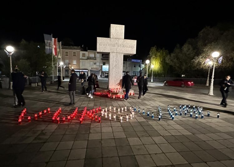 U Širokom Brijegu održana “Večer sjećanja” za Vukovar, Škabrnju i sva hrvatska stratišta