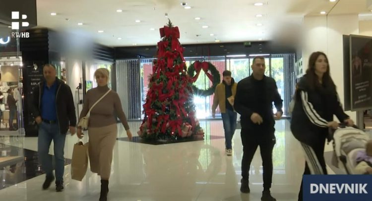 Krenula predblagdanska shopping groznica