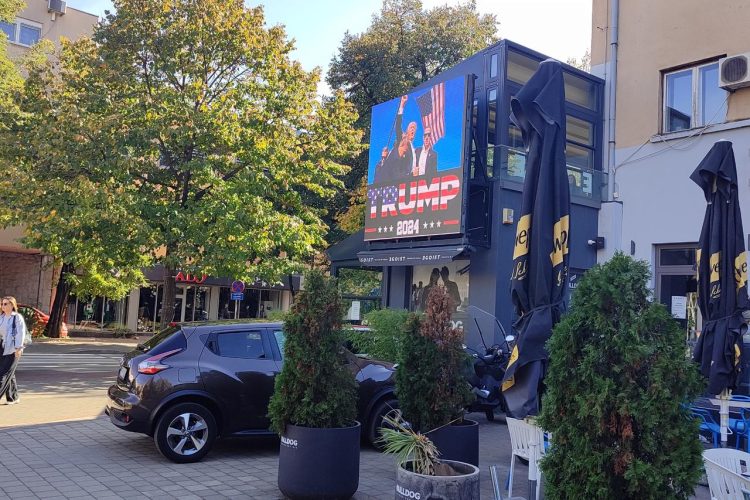 U Mostaru plakati s porukama podrške Donaldu Trumpu