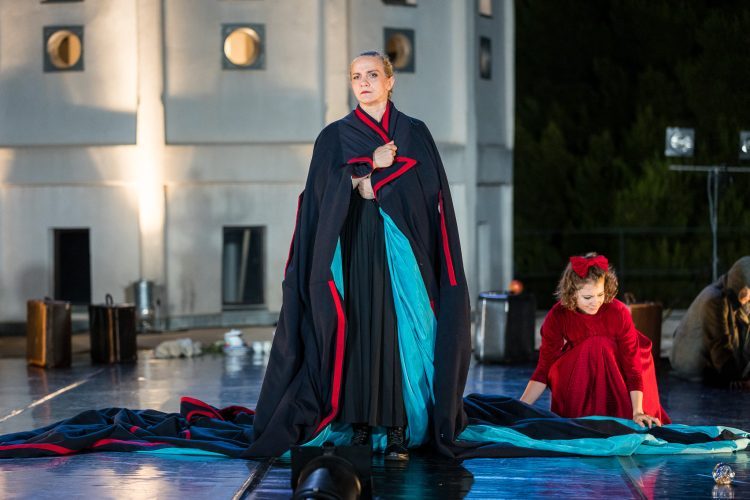 „Žena himna” premijerno u Mostaru