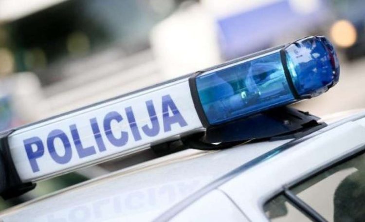 Smrtni ishod jutrošnje prometne nezgode izmađu osobnog vozila i konja kod Livna