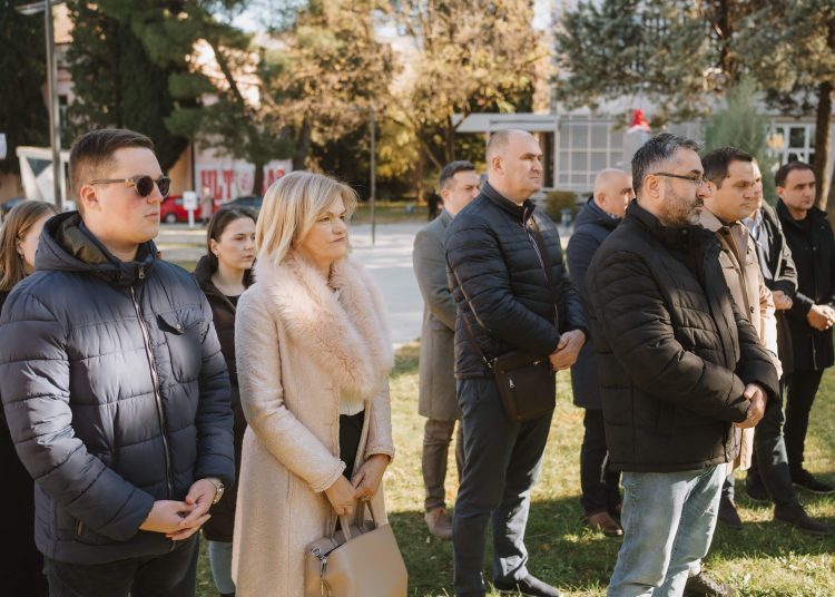 Odavanjem počasti preminulim studentima i djelatnicima Sveučilišta otpočelo obilježavanje 47. obljetnice SUM-a