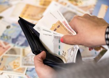 Povlači se pet skupina novčanica, moći će ih se zamijeniti u bankama