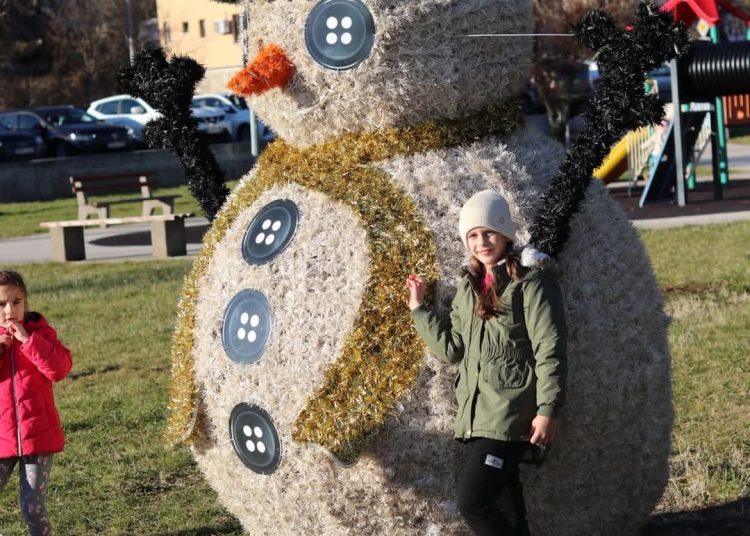 Pogledajte kako je danas bilo na Adventu u Širokom