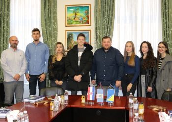 Grad Ljubuški nagradio učenike generacije osnovnih i srednjih škola sa po 500 KM