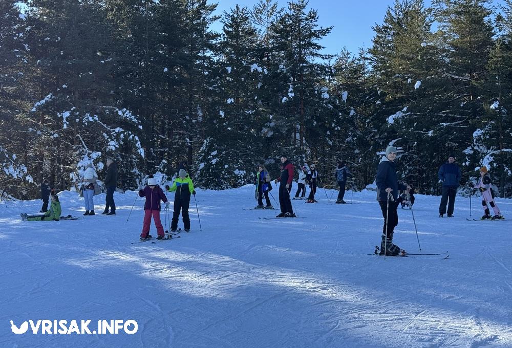 Hercegovci i Dalmatinci okupirali Kupres: Iza nas je savršen skijaški vikend