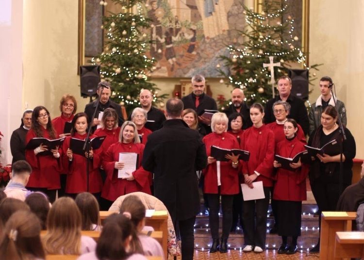 Ljubuški: U Vitini održan tradicionalni božićni koncert