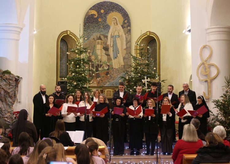 Ljubuški: U Vitini održan tradicionalni božićni koncert